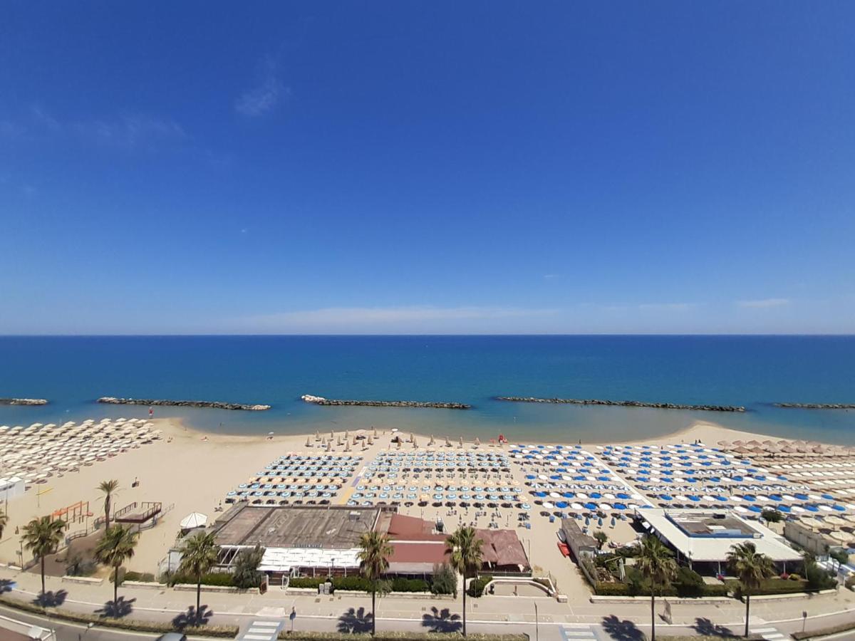 Apartmán La Terrazza Sul Mare Montesilvano Marina Exteriér fotografie