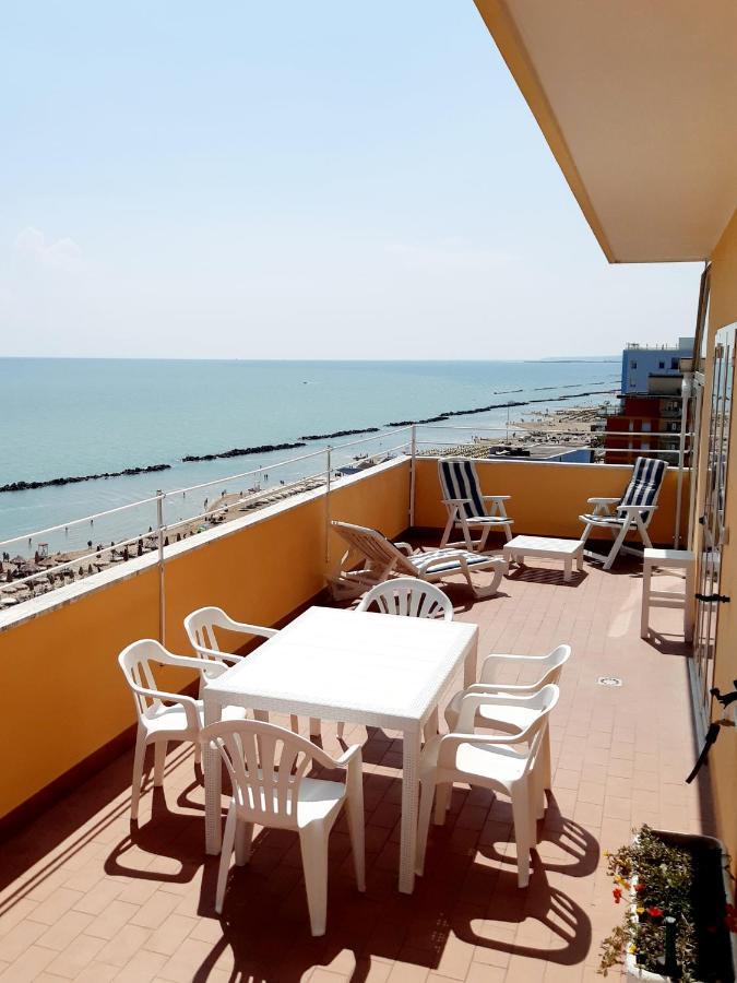 Apartmán La Terrazza Sul Mare Montesilvano Marina Exteriér fotografie