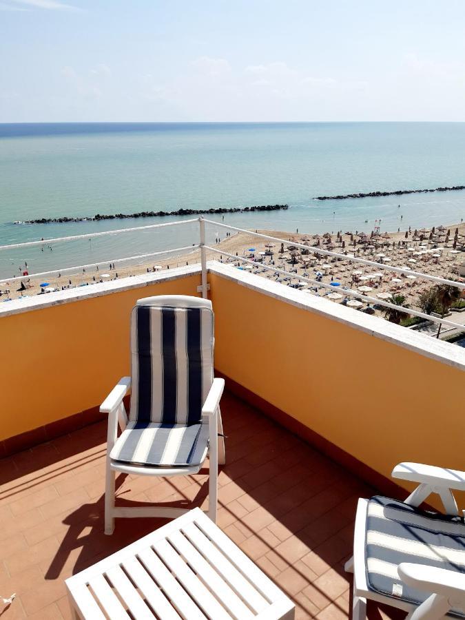 Apartmán La Terrazza Sul Mare Montesilvano Marina Exteriér fotografie